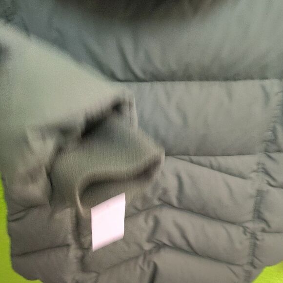 J. Crew Women's Green Puffer Jacket - Picture 5 of 5